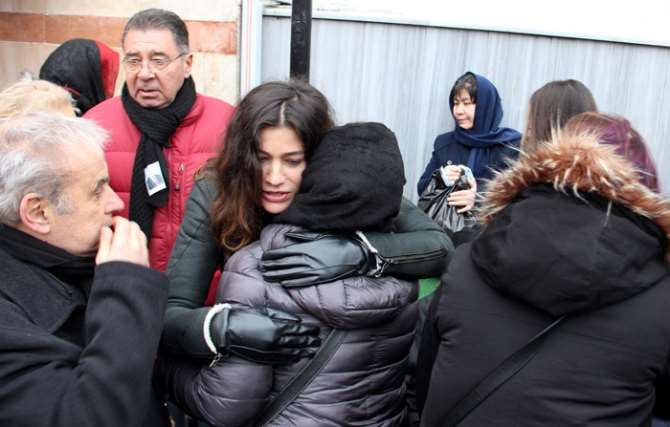 Dedesine Gözyaşlarıyla Veda Etti