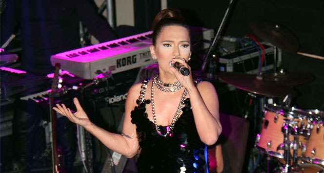 Demet Akalın: ’ben Daha Sübyanım!’