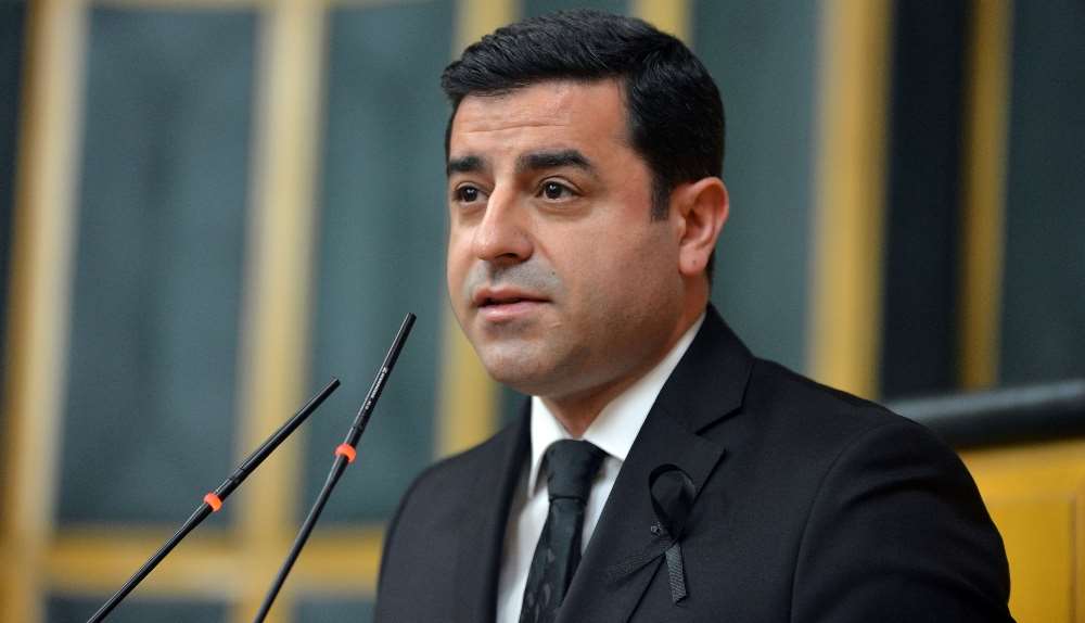 Demirtaş Yine Uçtu !