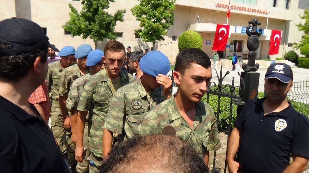 Denizli’de 105’i Rütbeli 515 Darbeci Gözaltına Alında