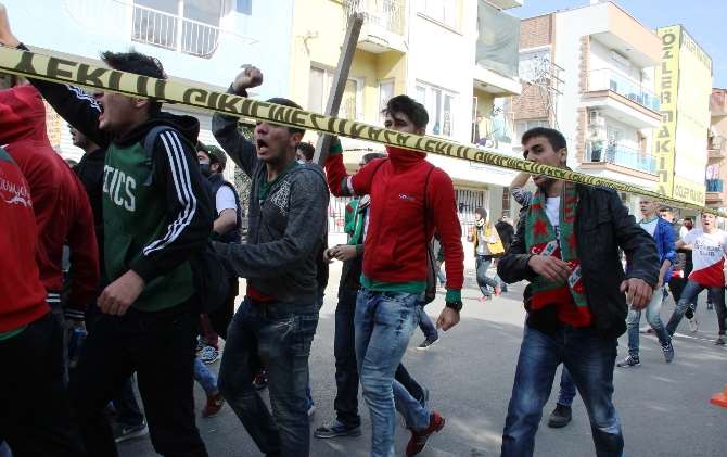 Derbi Önce Olaylar Çıktı