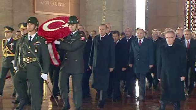 Devletin Zirvesi Anıtkabir’de