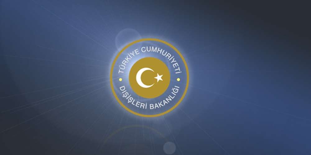 Dışişleri Viyana Havalimanı’ndaki Skandal Yazıyı Kaldırttı