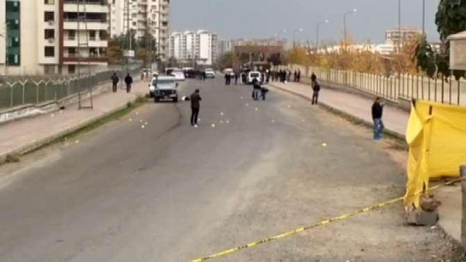 Diyarbakır’da Polis Otosuna Saldırı: 3 Yaralı