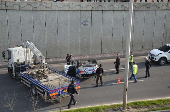 Diyarbakır’da Zincirleme Kaza: 3 Polis Yaralı