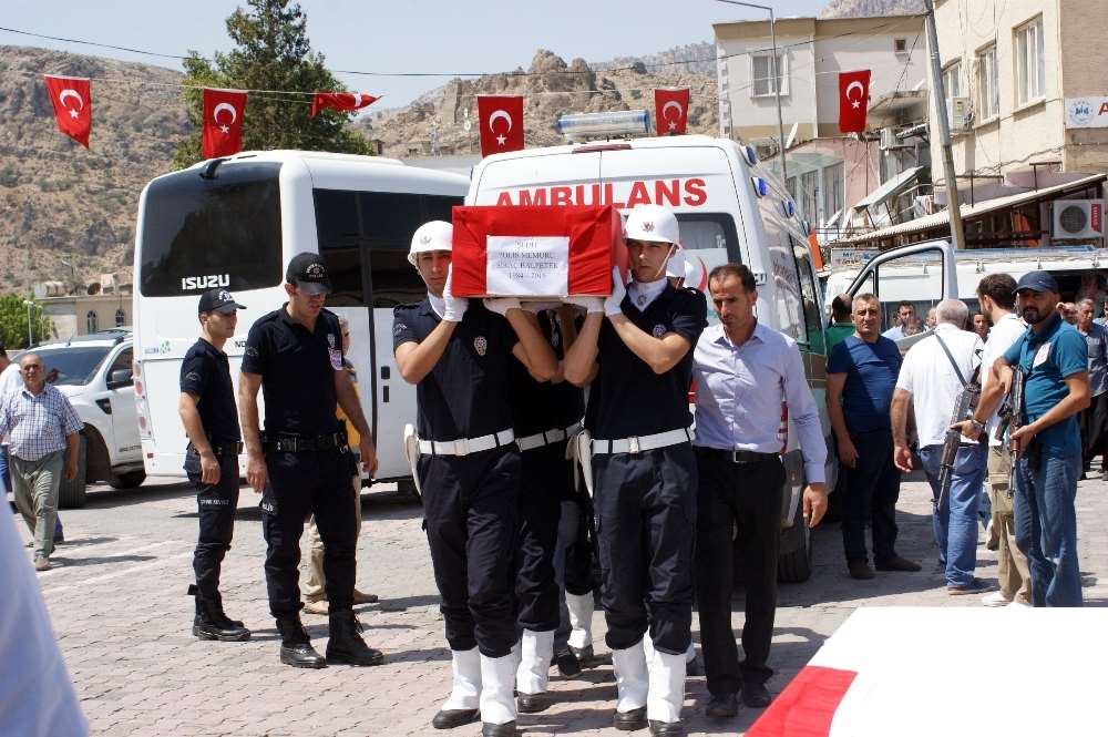 Diyarbakırlı Şehit Son Yolculuğuna Uğurlandı