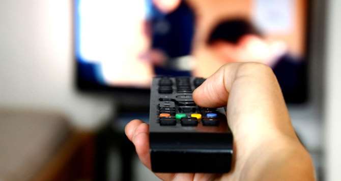 Dizi Film Bağımlıları Eşlerini Beğenmiyor