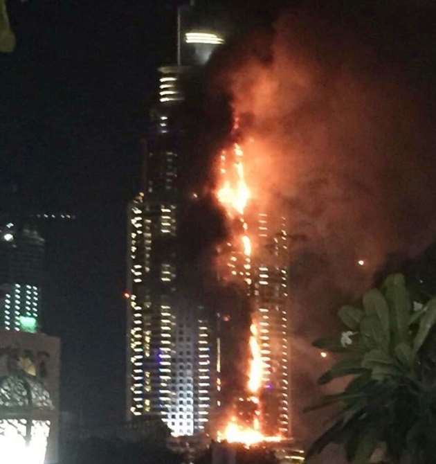 Dubai’deki Yangında 14 Kişi Yaralandı