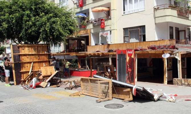 Dükkanda Yakılan Vatandaşın Terör Yardımı Tepkisi