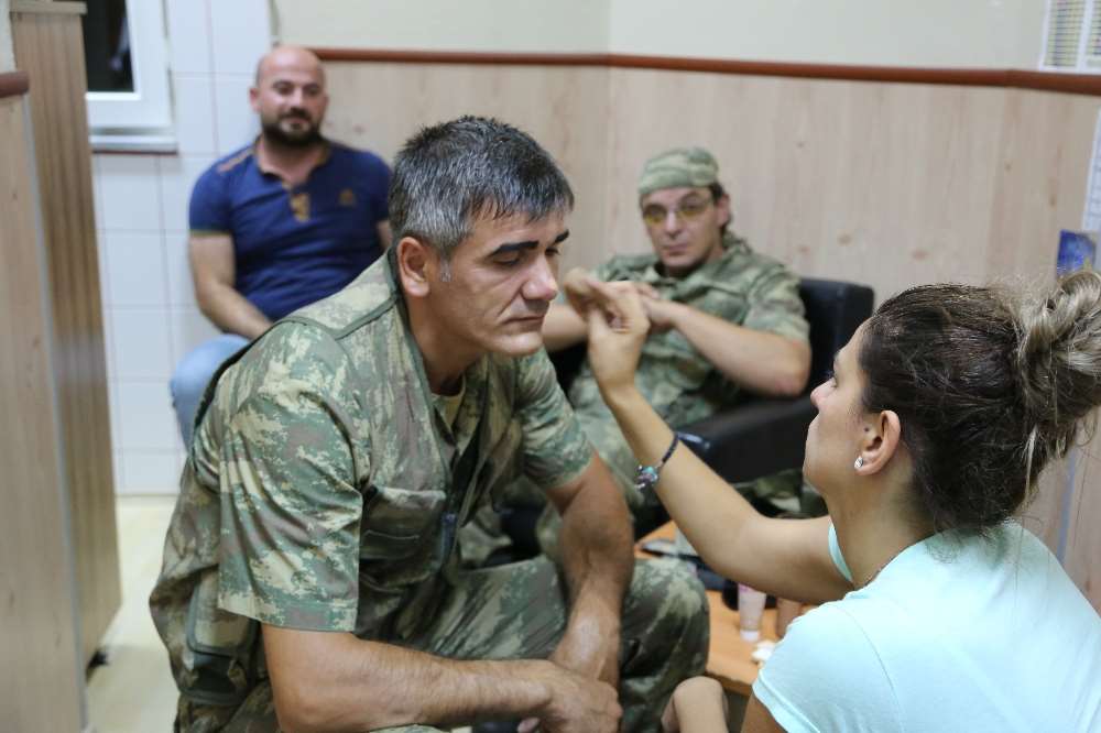 Duygulandıran ’ömer Halisdemir’ Şiiri
