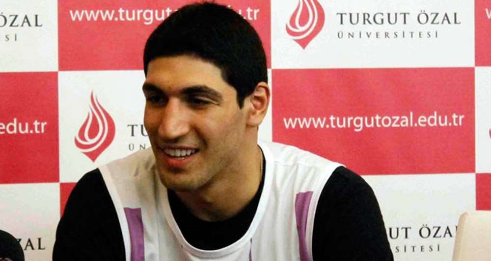 Enes Kanter Soyadını Değiştirdi