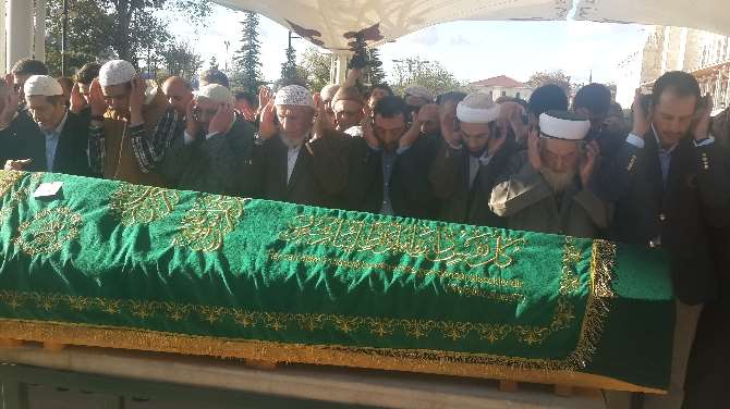 Erbakan’ın Yeğeni Son Yolculuğuna Uğurlandı