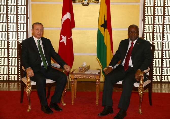 Erdoğan Gana Cumhurbaşkanı’yla Görüştü