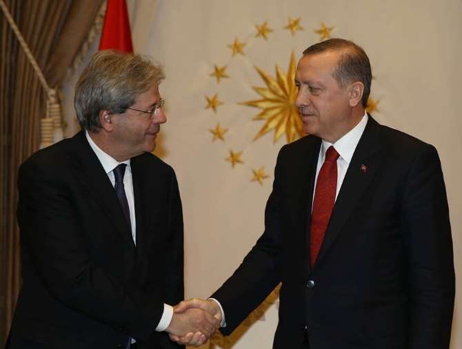 Erdoğan, İtalyan Bakanı Kabul Etti