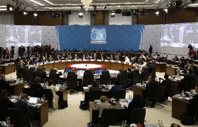 Erdoğan Liderleri Paris İçin Saygı Duruşuna Davet Etti