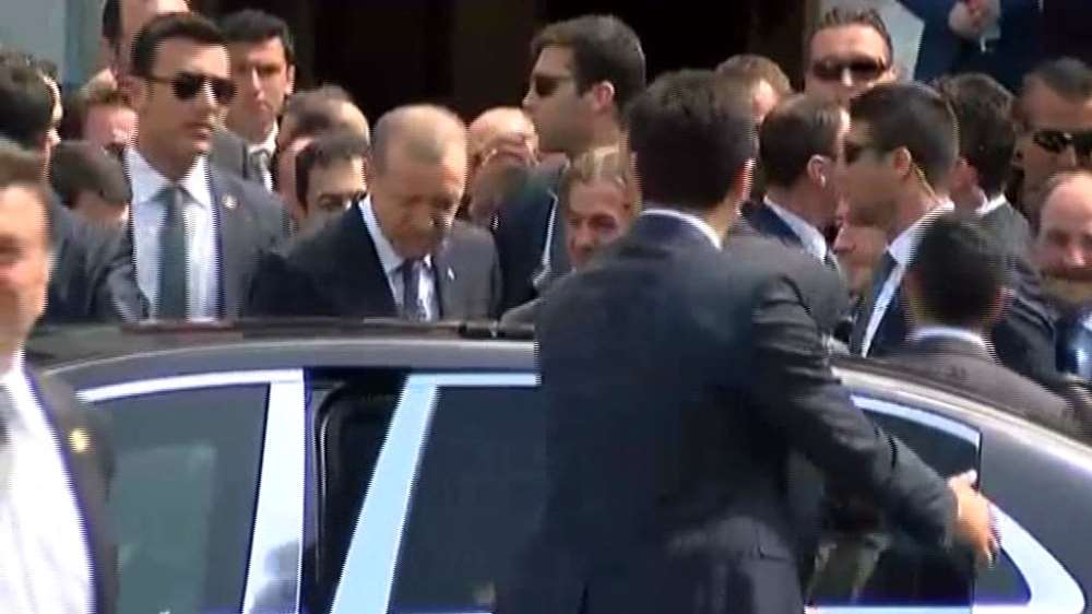 Erdoğan Ve Liderler Cuma Namazını Dolmabahçe’de Kıldı