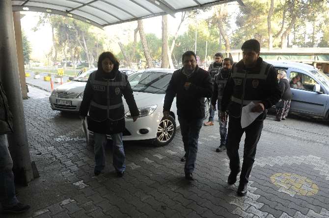 Eski Rektör Gözaltında