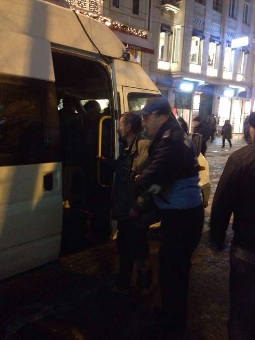 Evsizlerin İmdadına Zabıta Yetişti