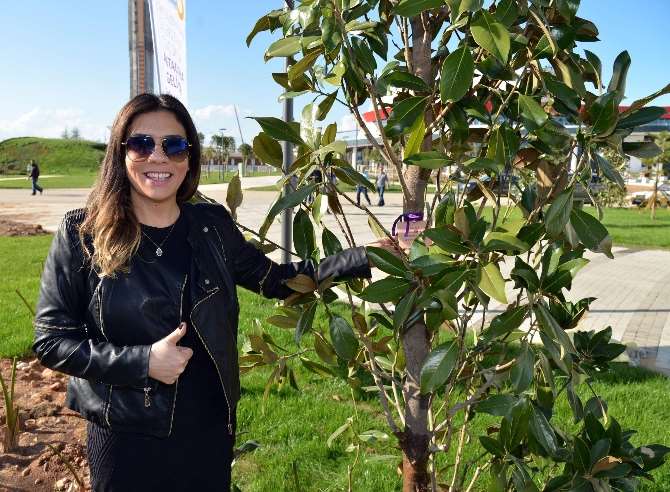 Expo’ya Işın Karaca Da Dahil Oldu