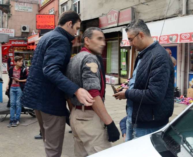 Eylemde Canlı Bomba Paniği