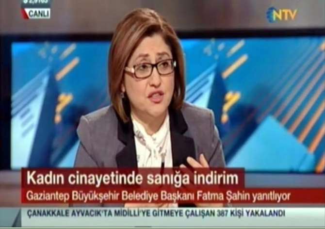Fatma Şahin’den Aşırı Sevgi Gerekçisine Yorum