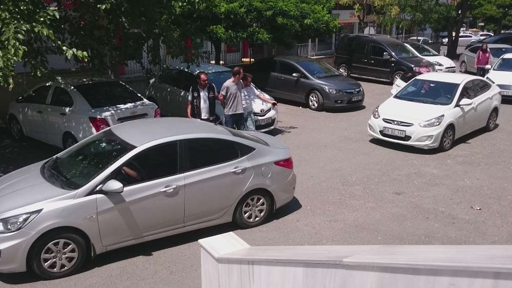 Fetö Dokümanlarını Yakarken Yakalanan Şahıslar Tutuklandı