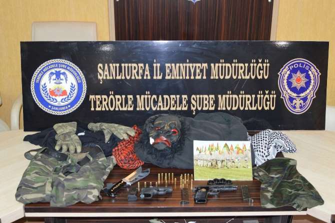 Fuat Avni Hedef Gösterdi: Teröristler Bomba Attı