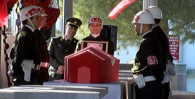 Gaziantep Şehidini Uğurladı
