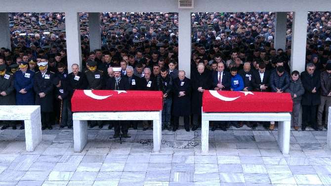 Geriye İki Aylık Hamile Eşi Kaldı