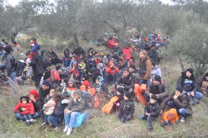 Göçmen Kaçakçısı 18 Organizatör Yakalandı