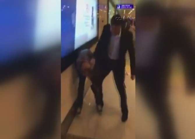 Görüntülerdeki Ersin Korkut Mu ?