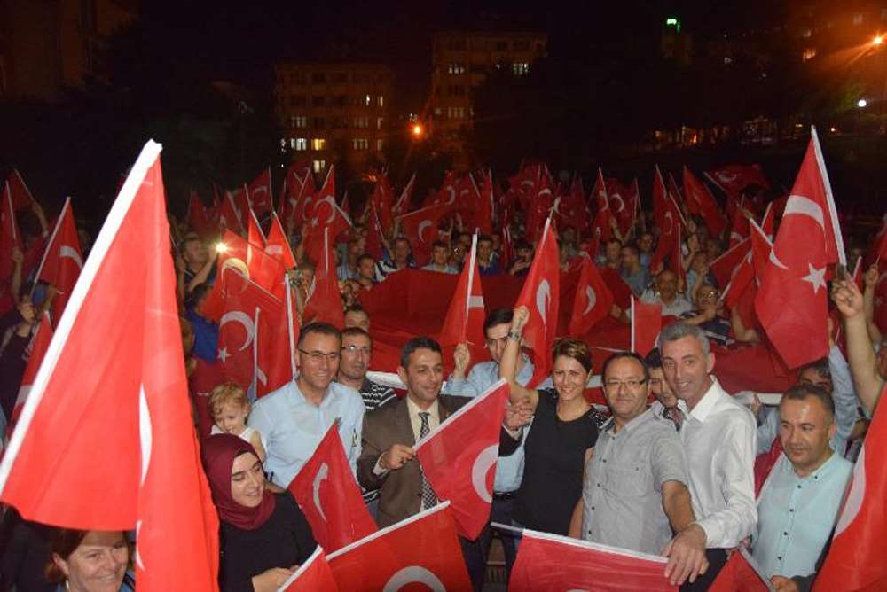 Hakim Ve Savcılar Demokrasi İçin Yürüdü
