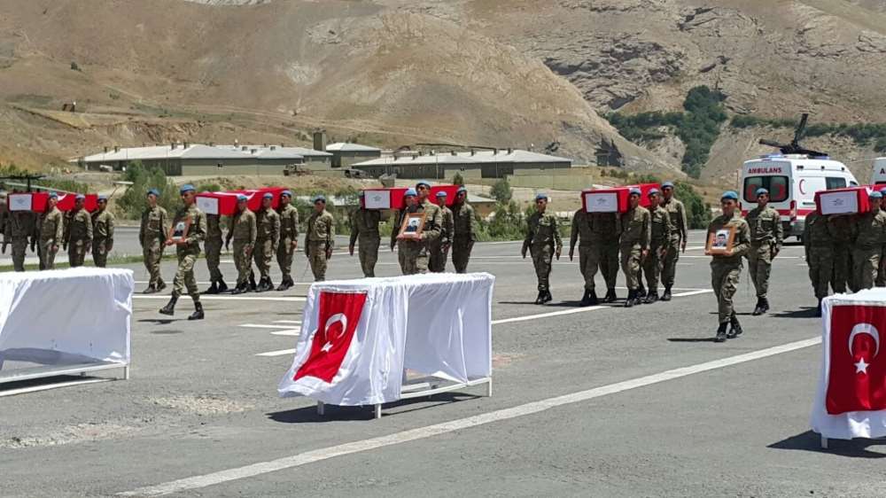 Hakkari Şehitlerine Uğurlama Töreni