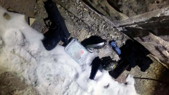 Haraç Kesen Pkk’lı İle Ydg-h Lice Sorumlusu Yakalandı
