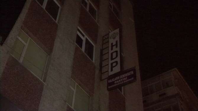 Hdp Binalarında Arama