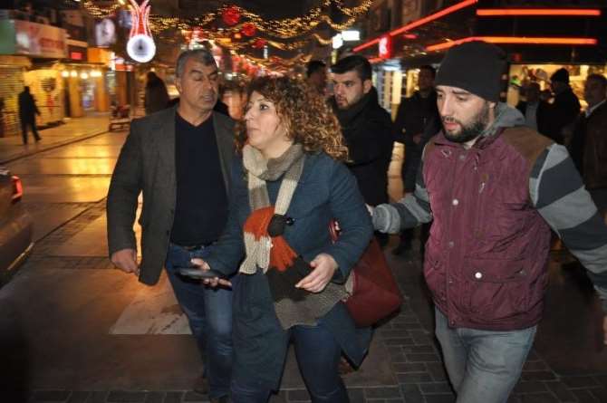 Hdp Eş Başkanlarına Gözaltı