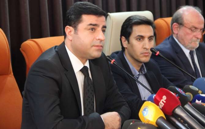 Hdp Meclis’ten Çekiliyor Mu ?