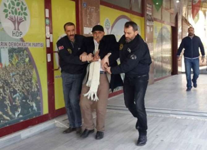Hdp’li Başkanın Da Aralarında Olduğu 8 Kişiye Tutuklama!