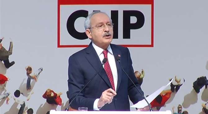 Her 4 Üniversite Öğrencisinden Biri İşsiz