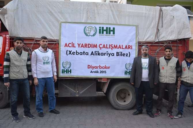 İhh Sur’da Yardım Dağıttı