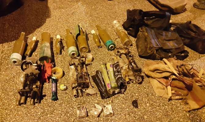 İncirlik Bölgesinde Mühimmat Yüklü Araç Ele Geçirildi
