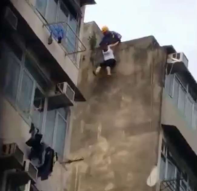 İntihar Çabası Sonuç Vermedi
