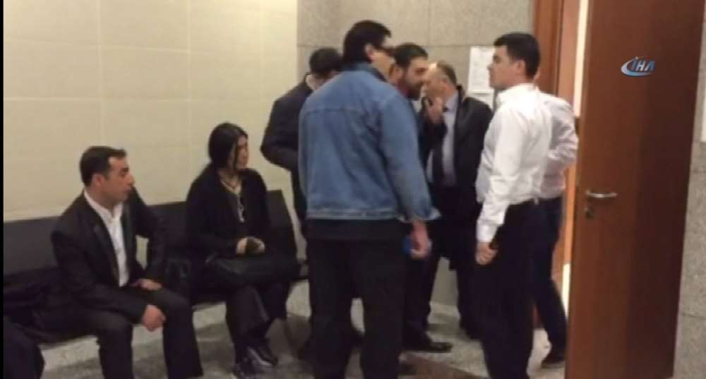 İrlandalı Boksör Aksaray Esnafıyla Adliyede Buluştu