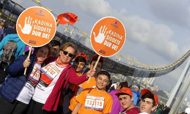 İstanbul Kadına Şiddete Dur Dedi