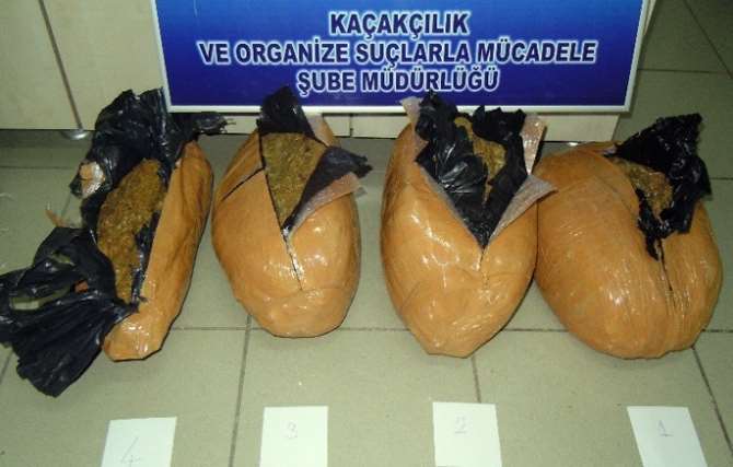 İstanbul Ve İzmir’de Uyuşturucu Operasyonu: 10 Tutuklama