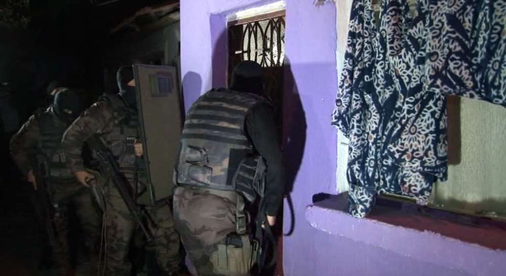 İstanbul’da Çeşitli Adreslere Şafak Operasyonu