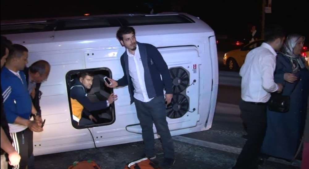 İstanbul’da Düğün Dönüşü Feci Kaza: 14 Yaralı