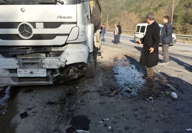 İstanbul’da Feci Kaza: 2 Ölü, 5 Yaralı