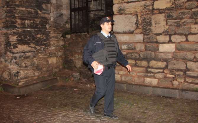 İstanbul’da Tarihi Surlarda Bomba Alarmı