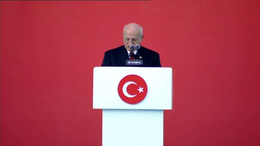 Kahraman: Millet Devletsiz, Devlet Ordusuz Olmaz